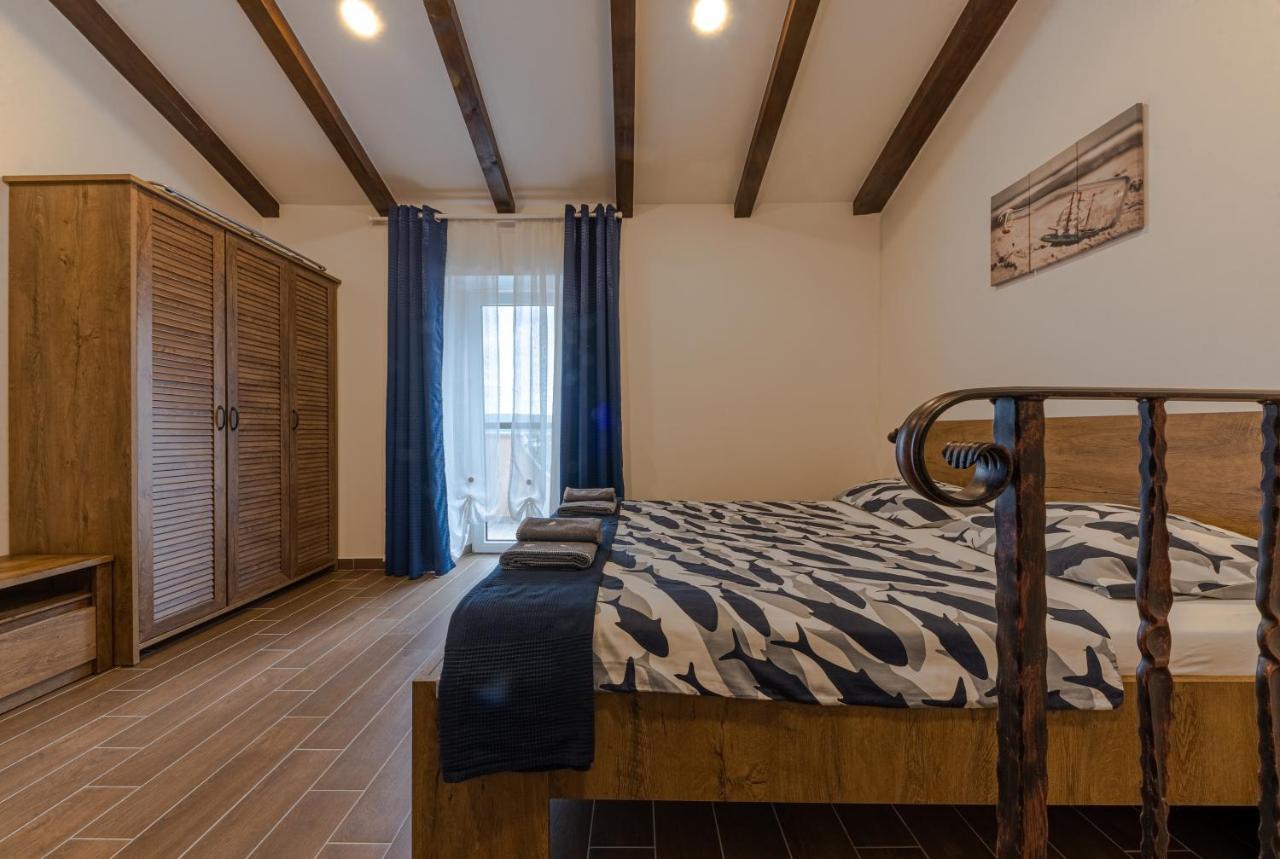 Apartments Gea Lucija Exterior photo