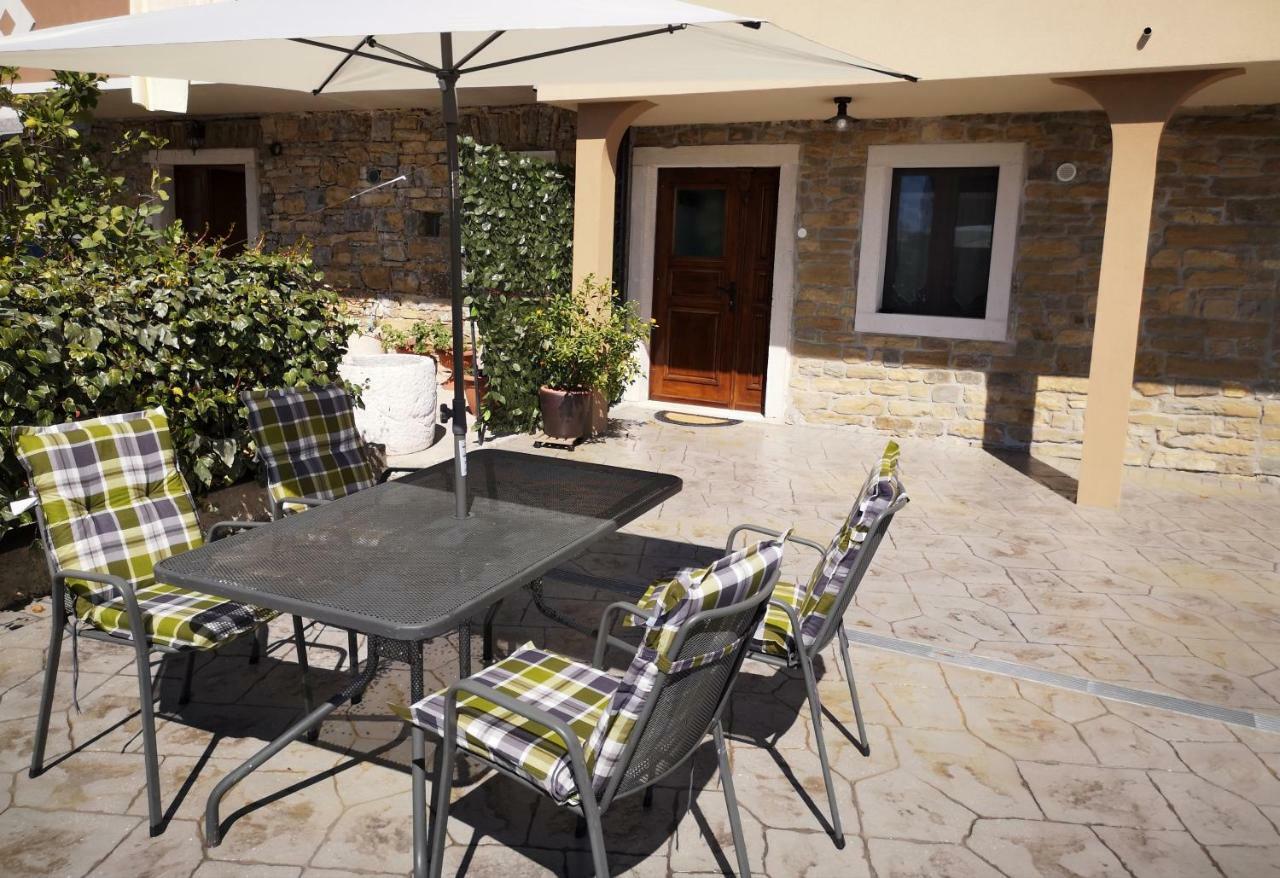 Apartments Gea Lucija Exterior photo