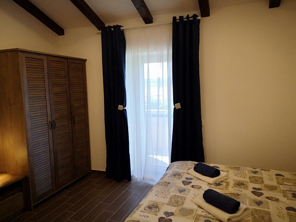 Apartments Gea Lucija Exterior photo